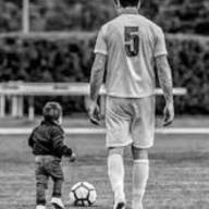 🖤💚🐉 Buon 19 Marzo a tutti i papà 🖤💚🐉